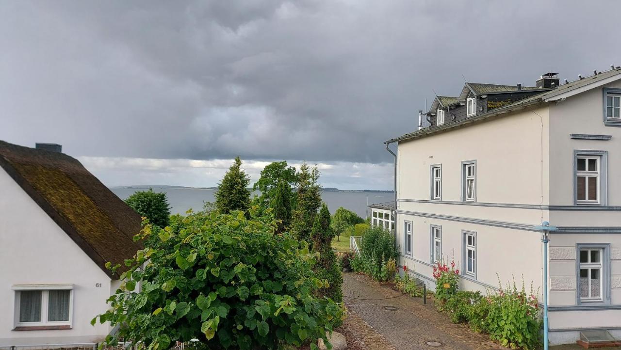 Ferienwohnung Weitblick Бреге Екстериор снимка